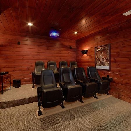 Knotty & Nice Holiday Home Gatlinburg Exterior foto